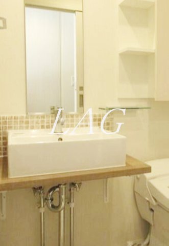 洗面設備　洗面台です。