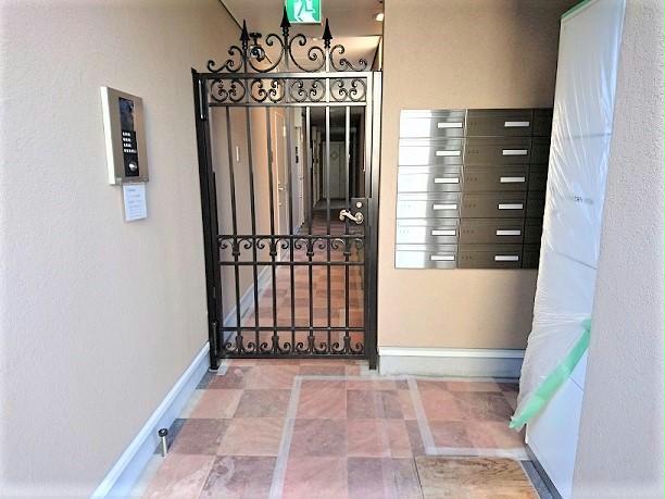 エントランス　エントランス部分