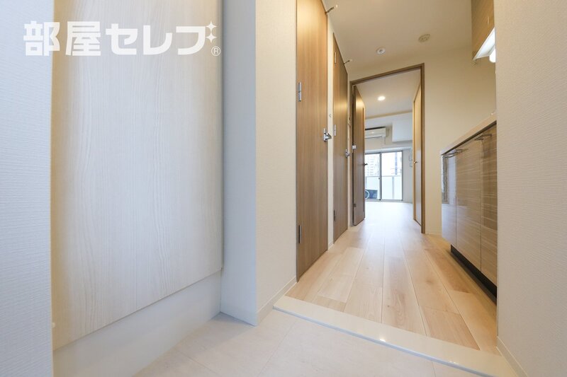 玄関　※反転タイプ写真