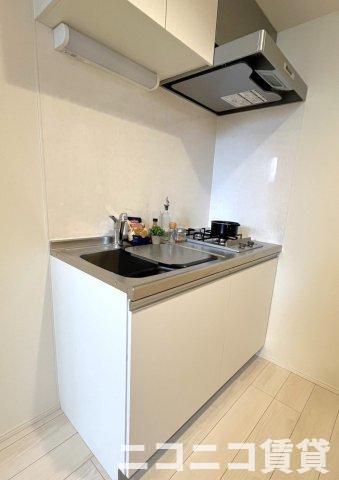 キッチン　モデルルームの為、現状を優先致します。