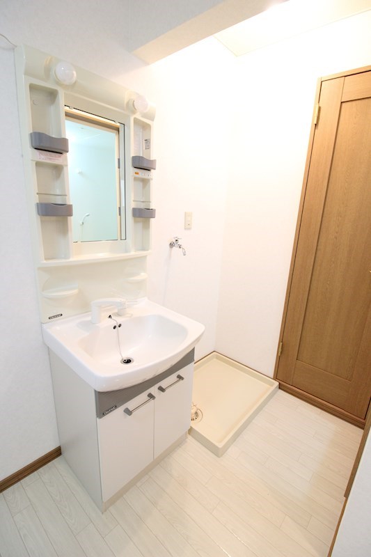 洗面設備　別室の参考画像となります。