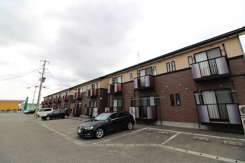 建物外観　インターネット無料！