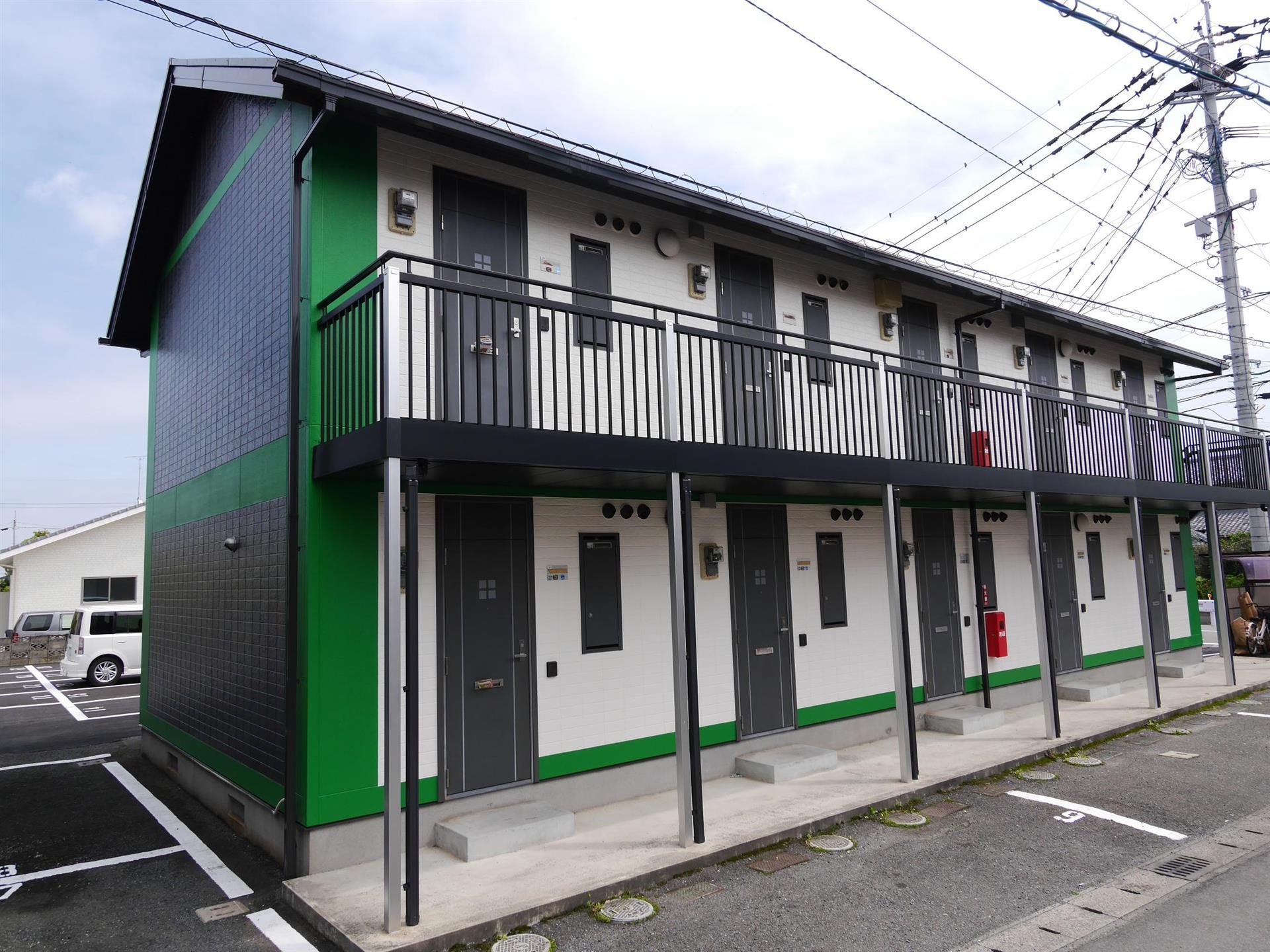 ロビー　Ｂ棟建物外観