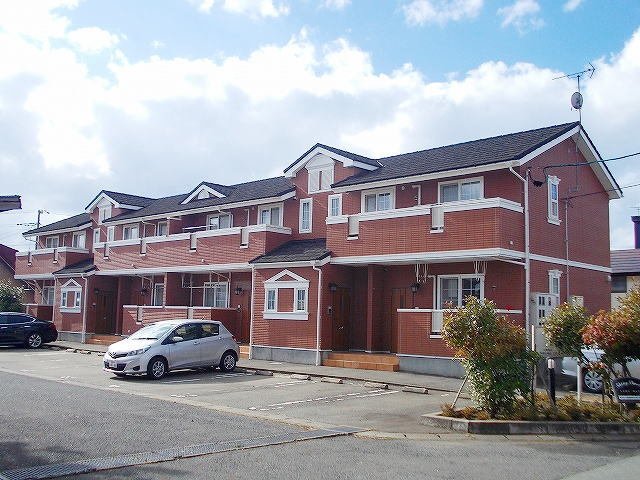 建物外観　建物外観を気になさる方へ、見た目の良い物件です