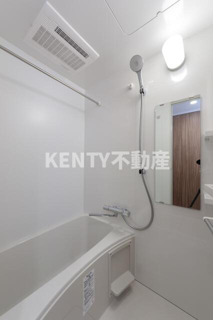 バス・シャワールーム　※写真は同タイプ住戸です。