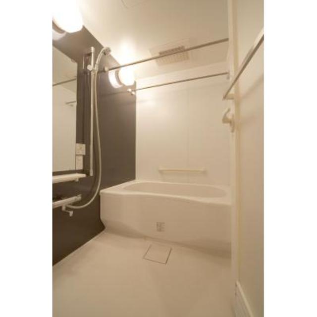 バス・シャワールーム　※写真は同タイプ住戸です。