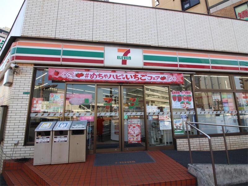 コンビニ　セブンイレブン 西小倉駅前店（コンビニ）まで347m