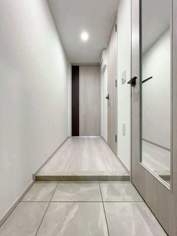 玄関　明るい玄関です