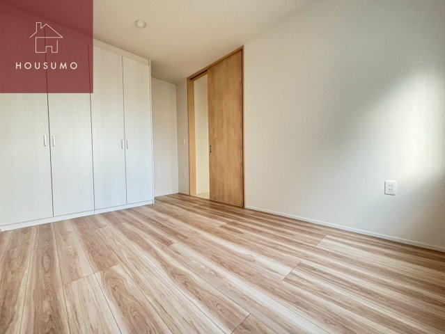 その他部屋・スペース　使い勝手のいい寝室です