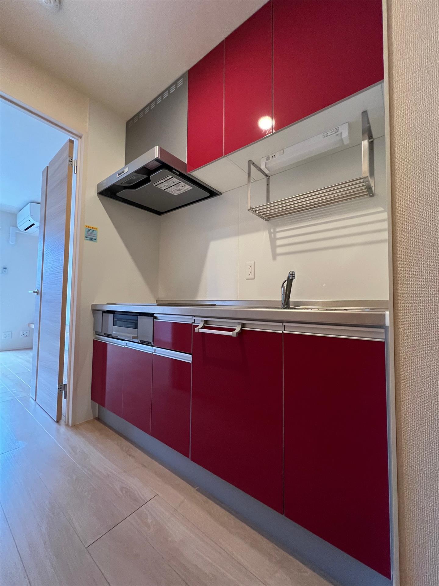 キッチン　別部屋参考写真（反転タイプ）