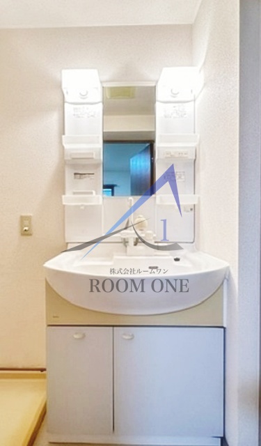 洗面設備　洗面台です。