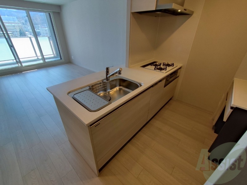 キッチン　キッチンは調理スペースもあり料理がはかどりそうです。