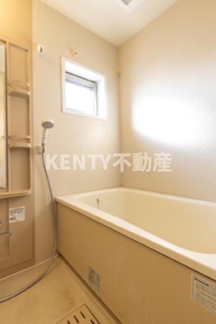 バス・シャワールーム　お風呂です