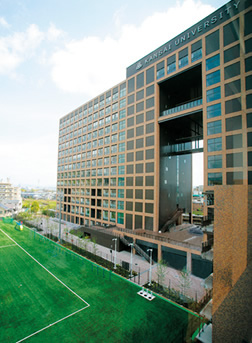 高校・高専　関西大学高等部（高校・高専）まで817m