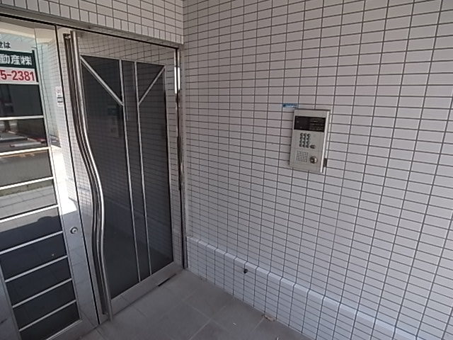 その他共有部分　オートロック完備