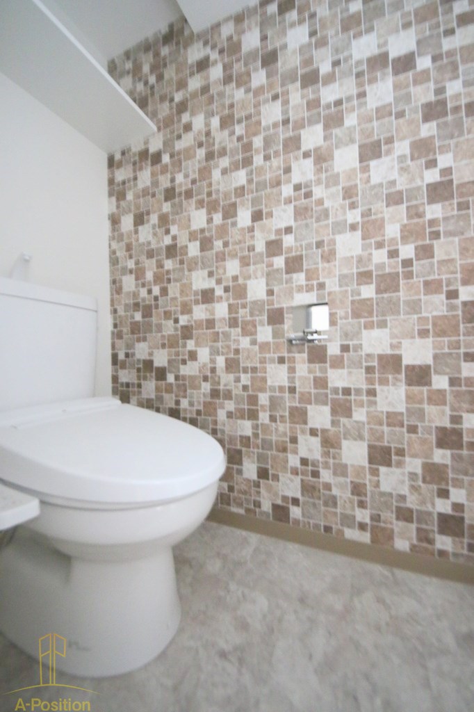 トイレ　LaDouceur谷町