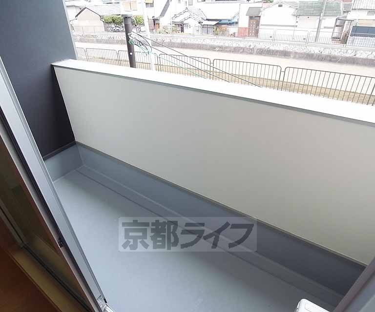 バルコニー　明るいバルコニーです。