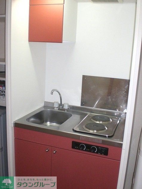 キッチン　設備・仕様は号室により異なる為、現況を優先致します。