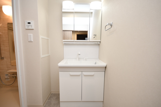 洗面設備　独立洗面台