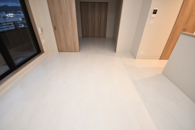 居室・リビング　リビング