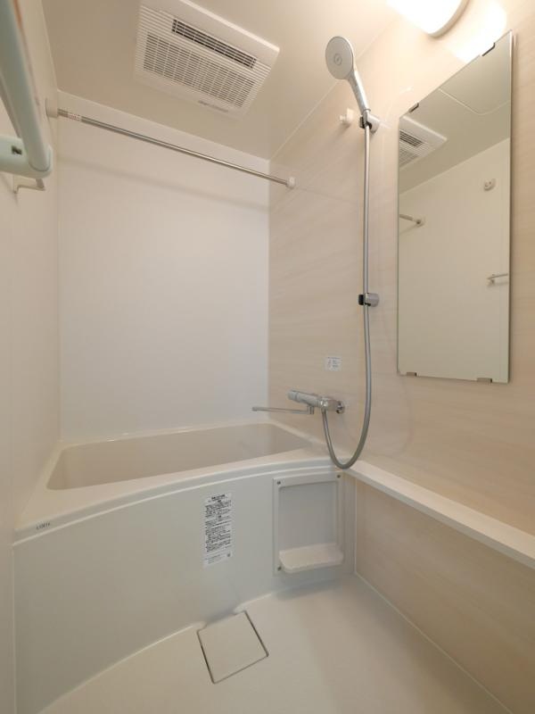 バス・シャワールーム　☆ゆったりくつろげるお風呂☆