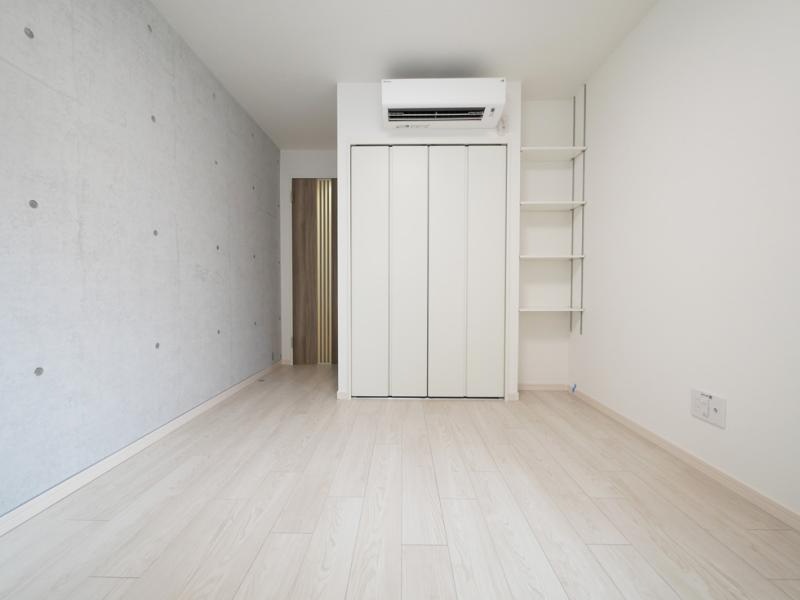 居室・リビング　☆明るい洋室☆