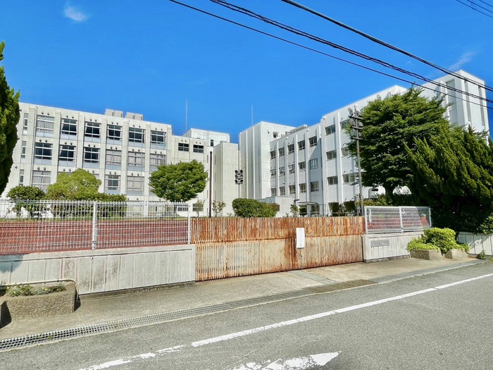 小学校　鴻池小学校（小学校）まで350m