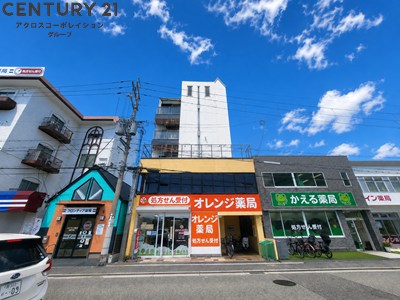 建物外観　敷地内駐輪場完備