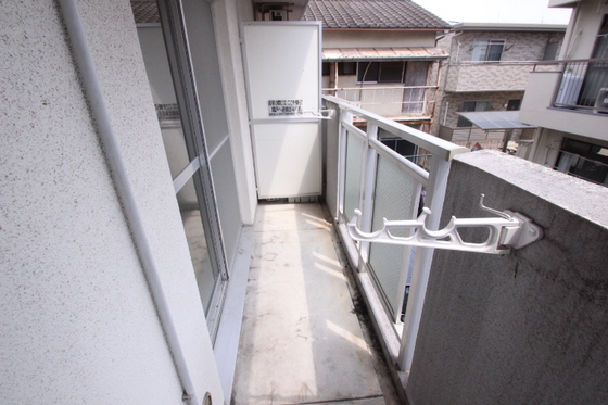 バルコニー　※別号室の写真です