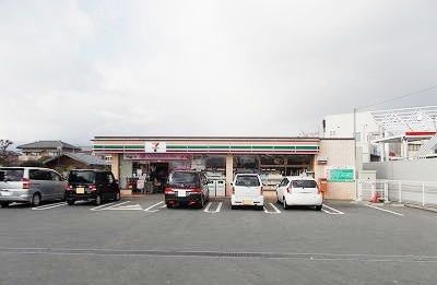 コンビニ　セブンイレブン三島谷田北店（コンビニ）まで600m