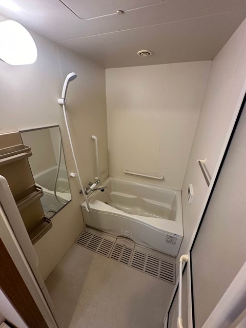 バス・シャワールーム　バスルームはいつでもぽかぽかお風呂に入れる追焚機能付き☆お風
