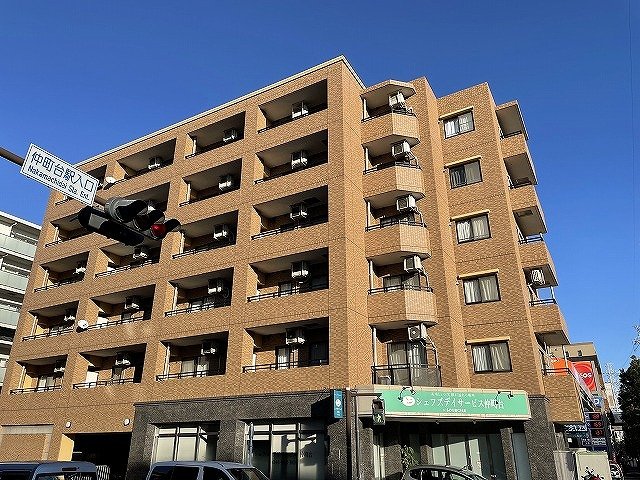 建物外観　ブルーライン「仲町台」駅まで徒歩3分！駅近で通勤・通学にも便