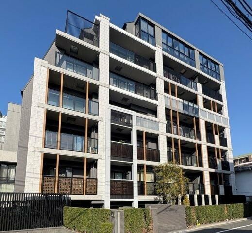 建物外観　外観は落ち着いています