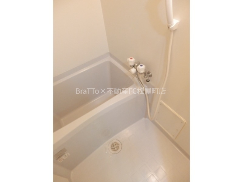 バス・シャワールーム　バス