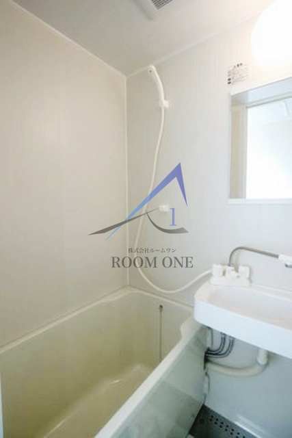 バス・シャワールーム　お風呂です。