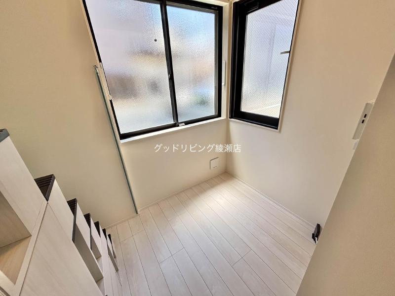 居室・リビング　2025/05/01　101号室