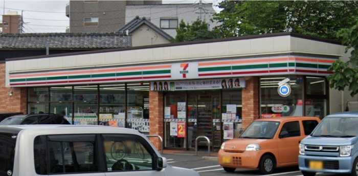 コンビニ　セブン‐イレブン 名古屋新出来２丁目店（コンビニ）まで303m