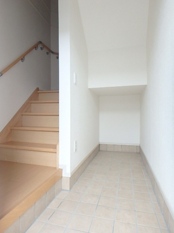 玄関　図面と現状に相違がある場合には現状を優先