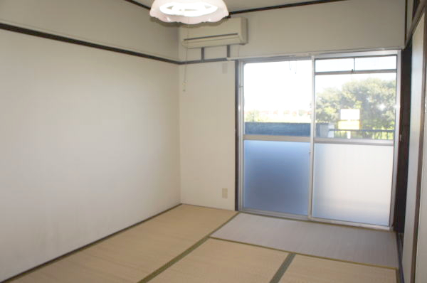 居室・リビング　同仕様