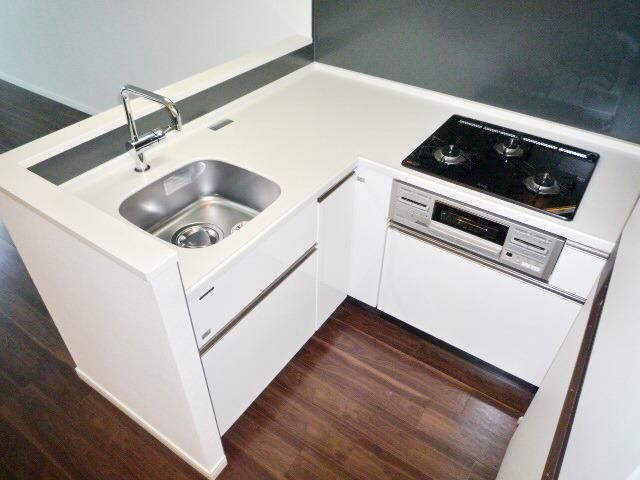 キッチン　★３口ガスキッチン★