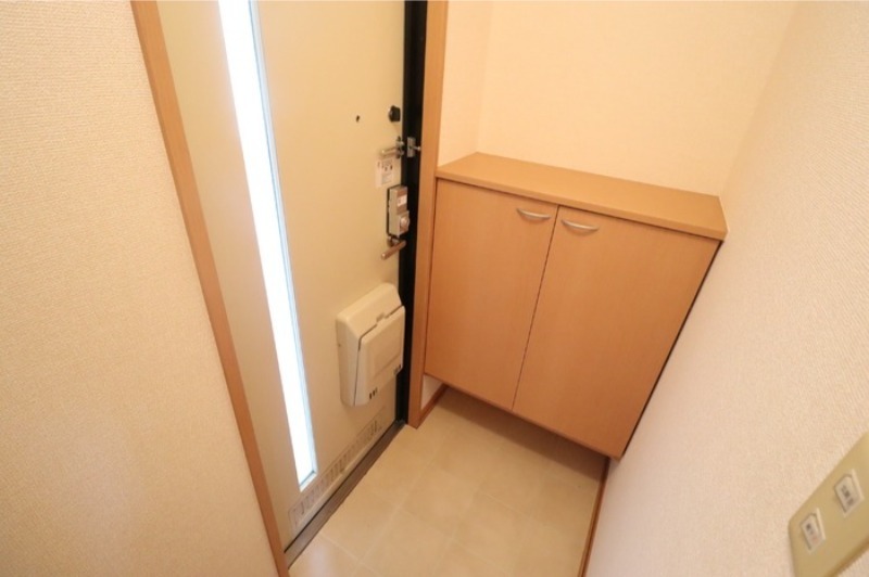 玄関　図面と現状に相違がある場合には現状を優先