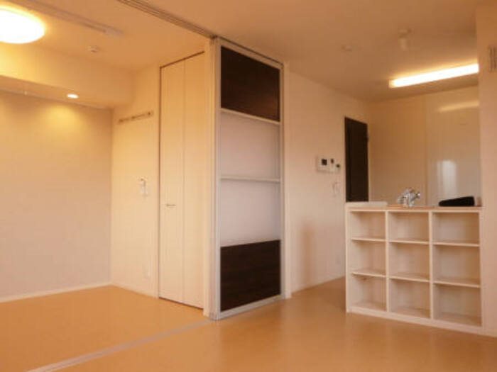 居室・リビング　9.9帖のリビング☆