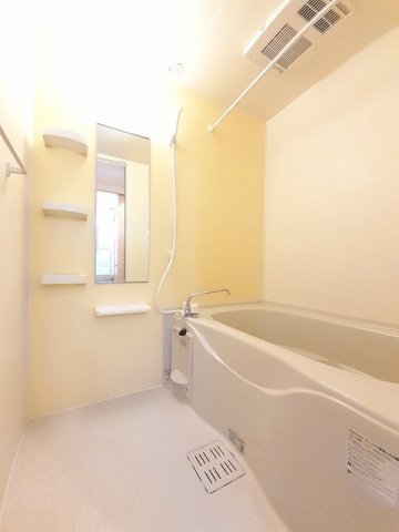 バス・シャワールーム　お風呂で日々の疲れを落としましょう