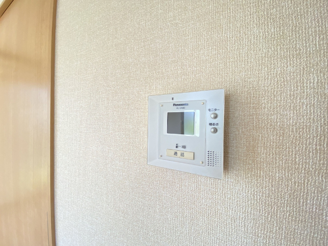 セキュリティ　同物件別室のイメージ写真を掲載しています　反転した間取りの写