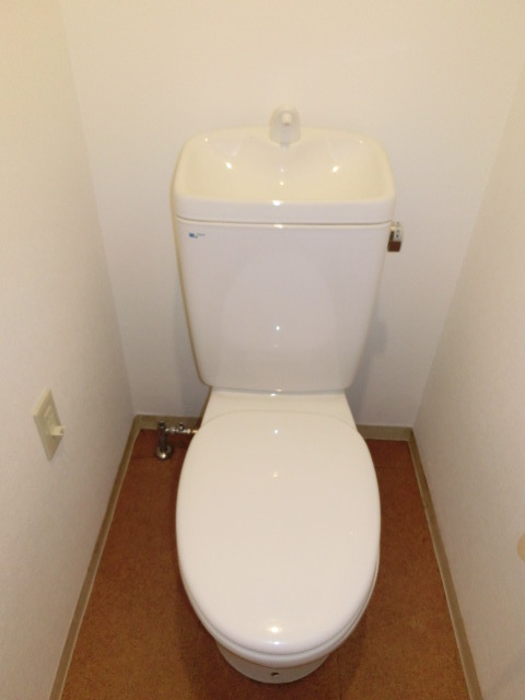 トイレ　清潔感のあるトイレ