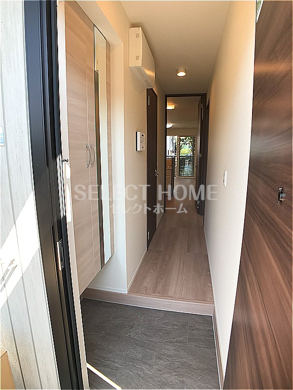 玄関　明るい玄関です