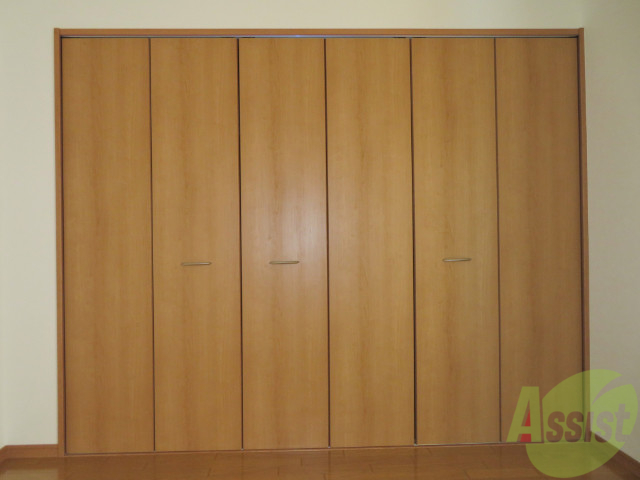 収納　クローゼットがありました。お洋服や荷物はここへ