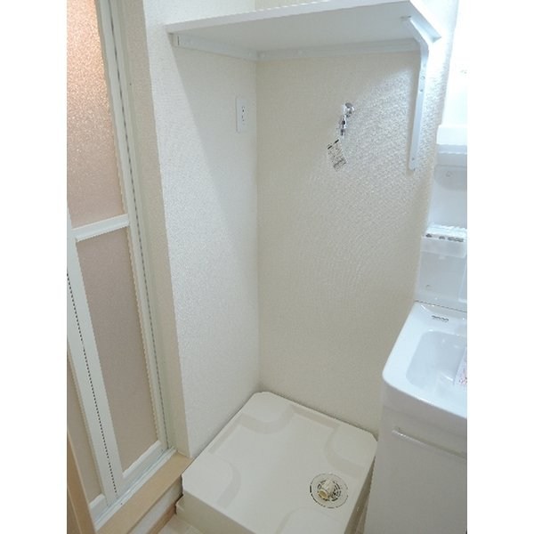 その他設備　洗濯機置場