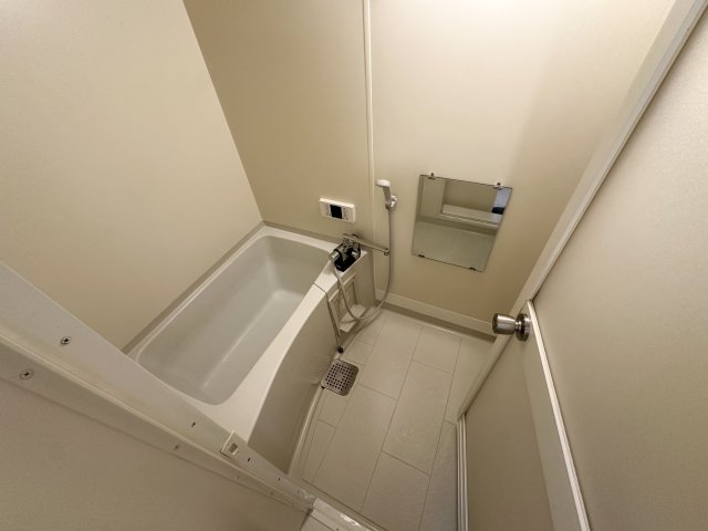 バス・シャワールーム　追い炊き機能付きバスでおすすめ！