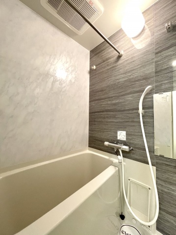 バス・シャワールーム　風呂